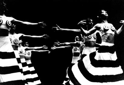 McCaleb Dance in Zona Rio - photo by Lea Rudee Copyright© 1988 all rights reserved.